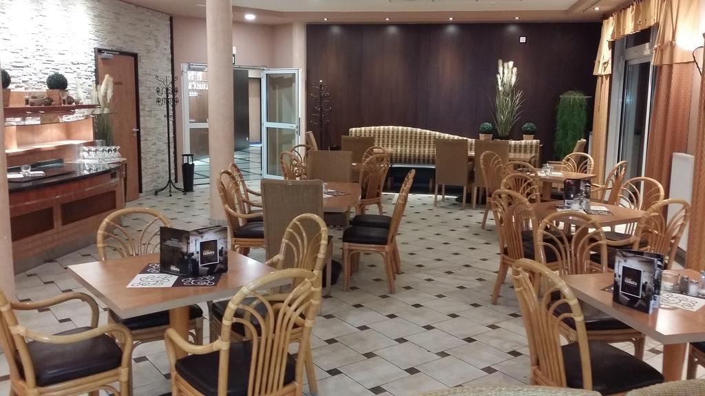 Akzent Hotel Stadt Schluechtern ***S Kültér fotó