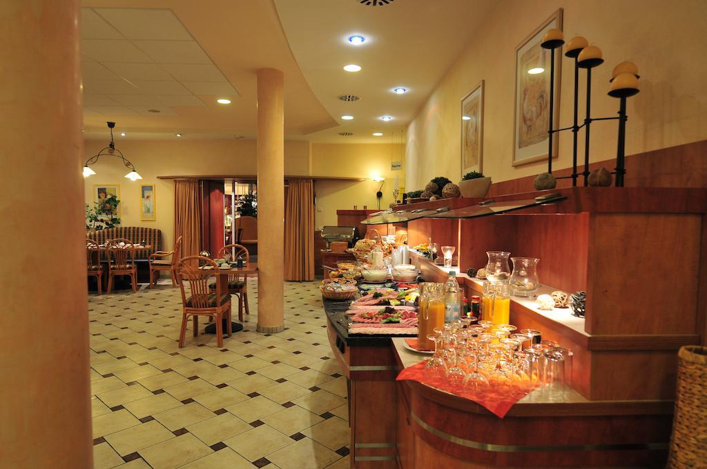 Akzent Hotel Stadt Schluechtern ***S Kültér fotó
